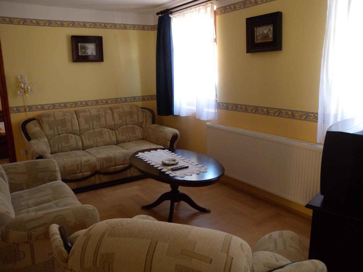 Apartment in Keszthely/Balaton 19011 Kültér fotó