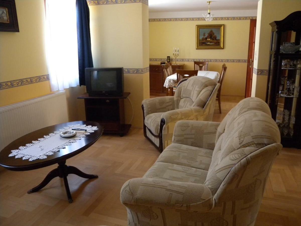 Apartment in Keszthely/Balaton 19011 Kültér fotó